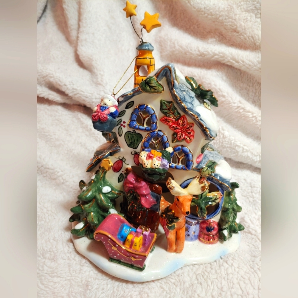 Harborside Village Limited Edition Collection Christmas House